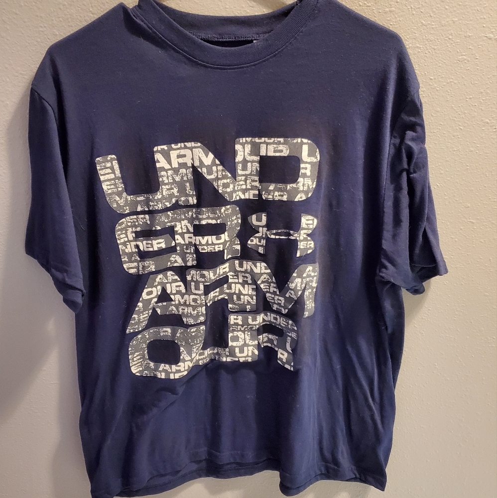 Under Armour T-shirt
